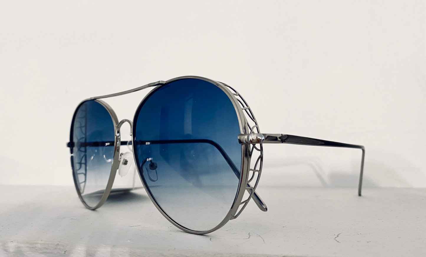 Oversized Aviator Sunglasses